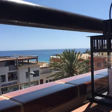 Clara's Sun Apart. Ii Διαμέρισμα