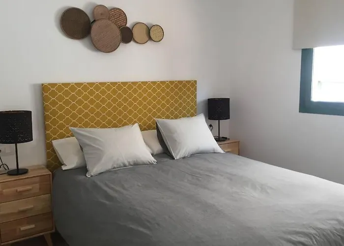 Clara's Sun Apart. Ii * مورو ذيل خابلِ