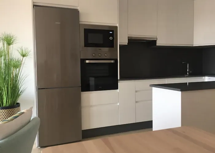 Clara's Sun Apart. Ii مورو ذيل خابلِ